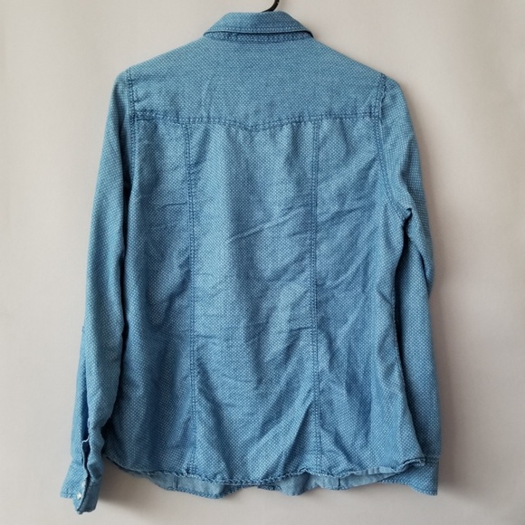 X PASSPORT BUTTON DOWN LONG SLEEVE DOTTED CHAMBRAY - Picture 5 of 5